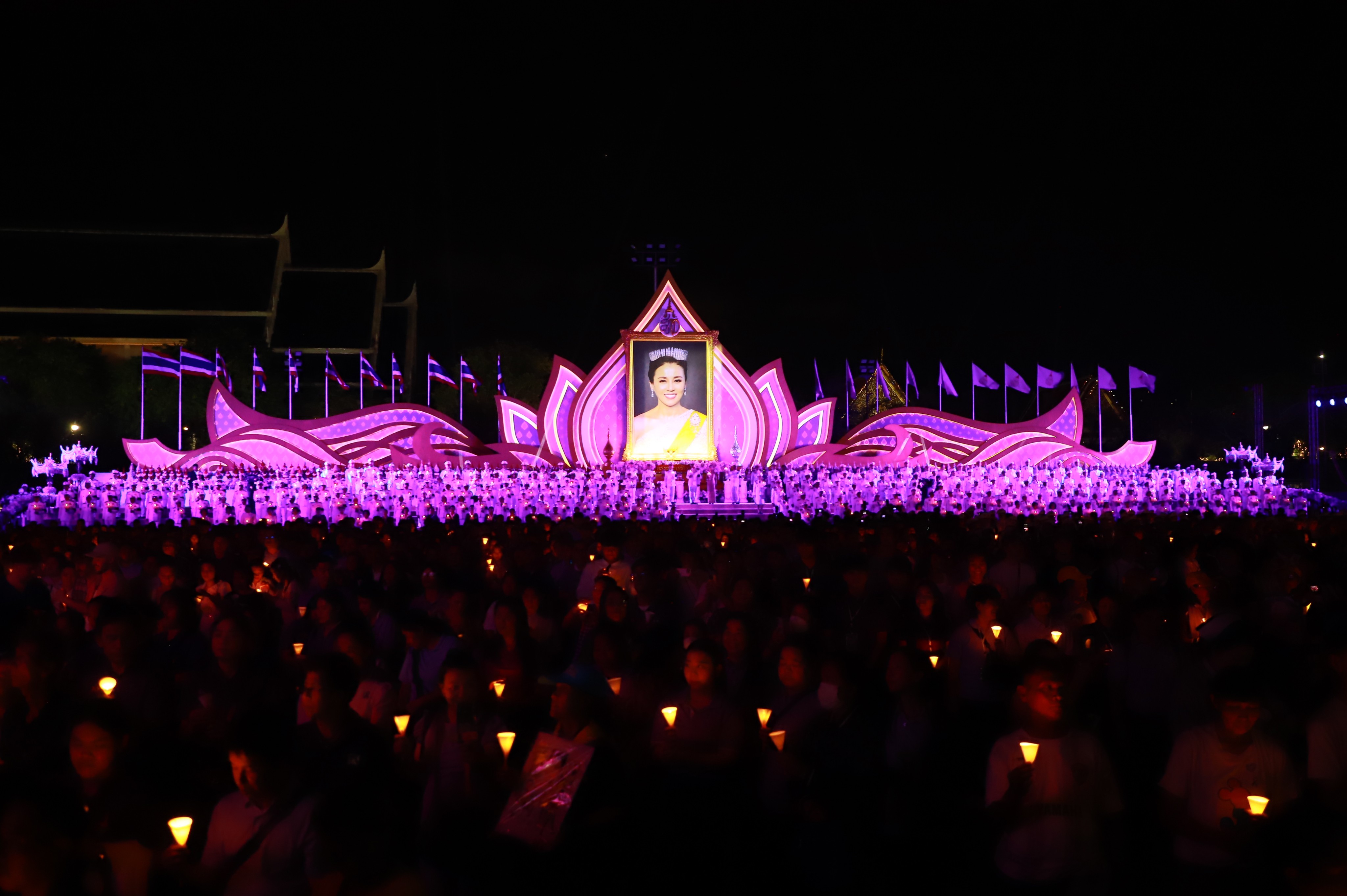 title - ส.ป.ก. ร่วมพิธีจุดเทียนถวายพระพรชัยมงคลพระนางเจ้าฯ พระบรมราชินี เนื่องในโอกาสพระราชพิธีมหามงคลเฉลิมพระชนมพรรษา 4 รอบ